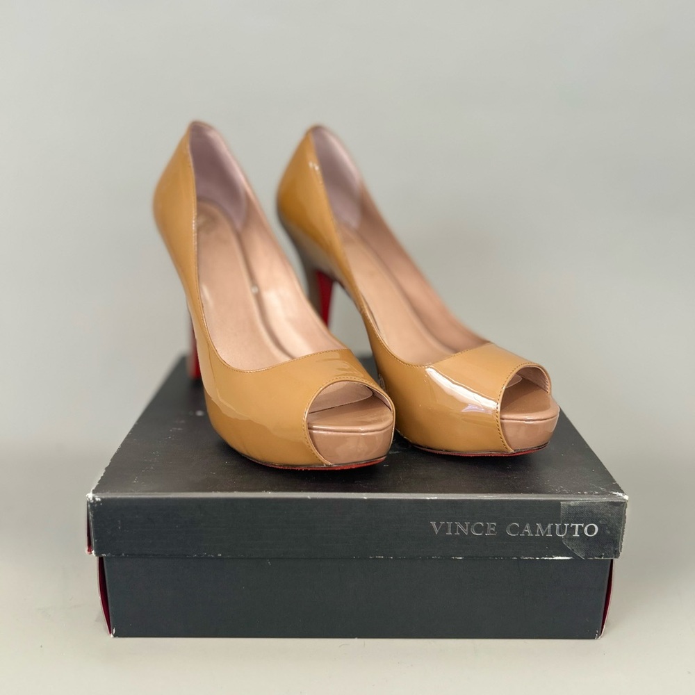 Authentic Vintage Vince Camuto Beach Kid Patent 12M Peep Toe Heels Pasquale Sole